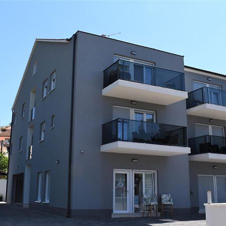 Apartments Rena Šibenik Eksteriør bilde