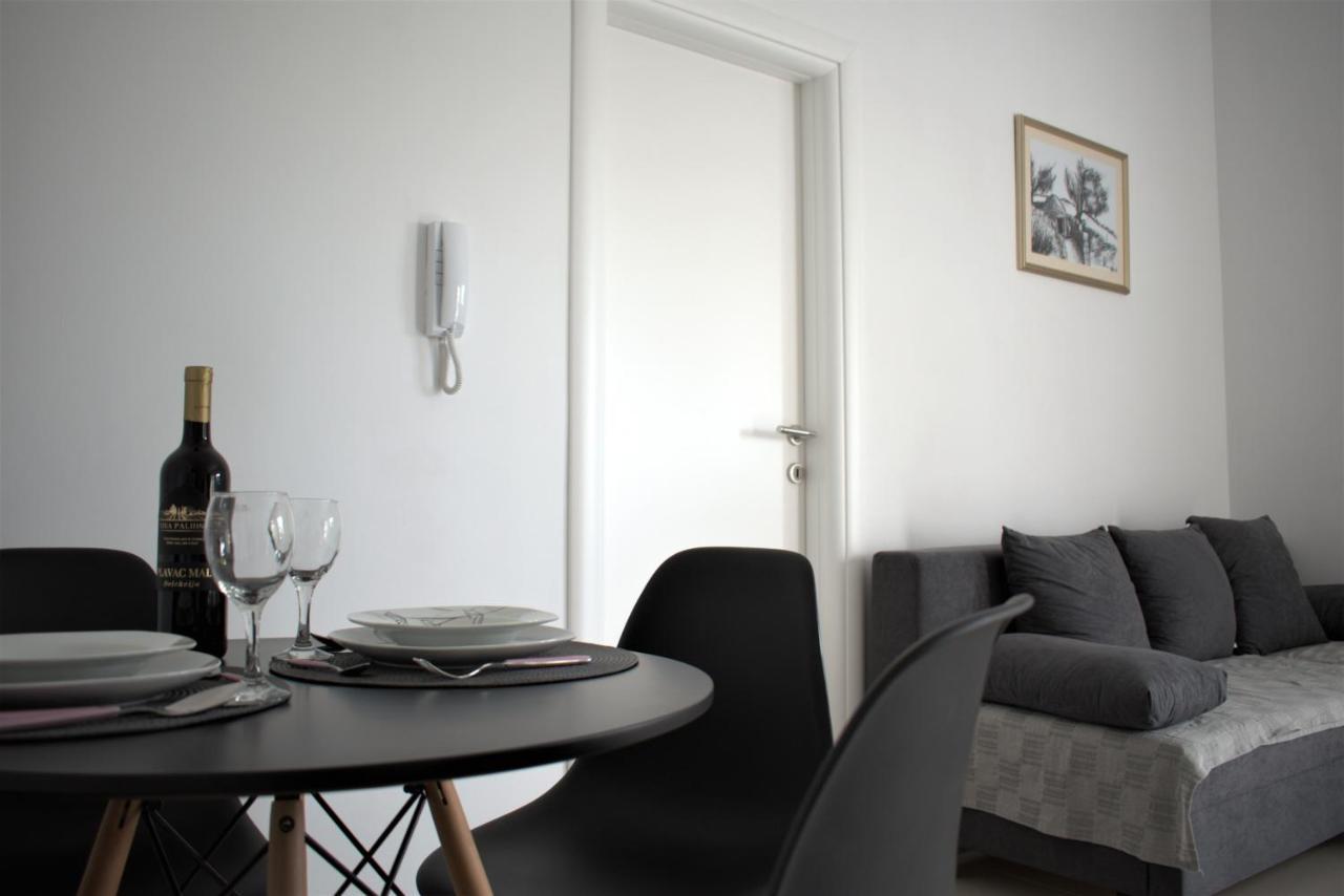 Apartments Rena Šibenik Eksteriør bilde