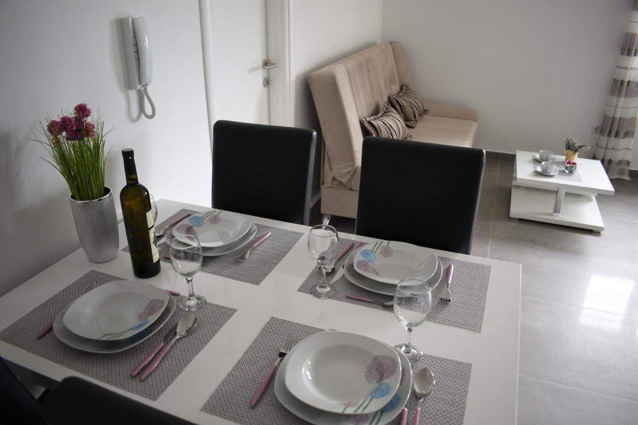 Apartments Rena Šibenik Eksteriør bilde