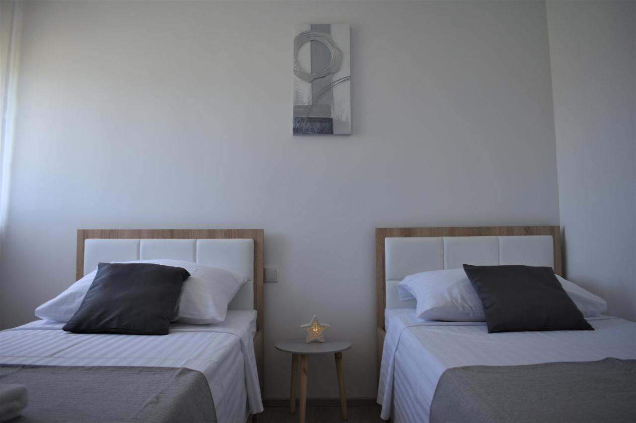 Apartments Rena Šibenik Eksteriør bilde