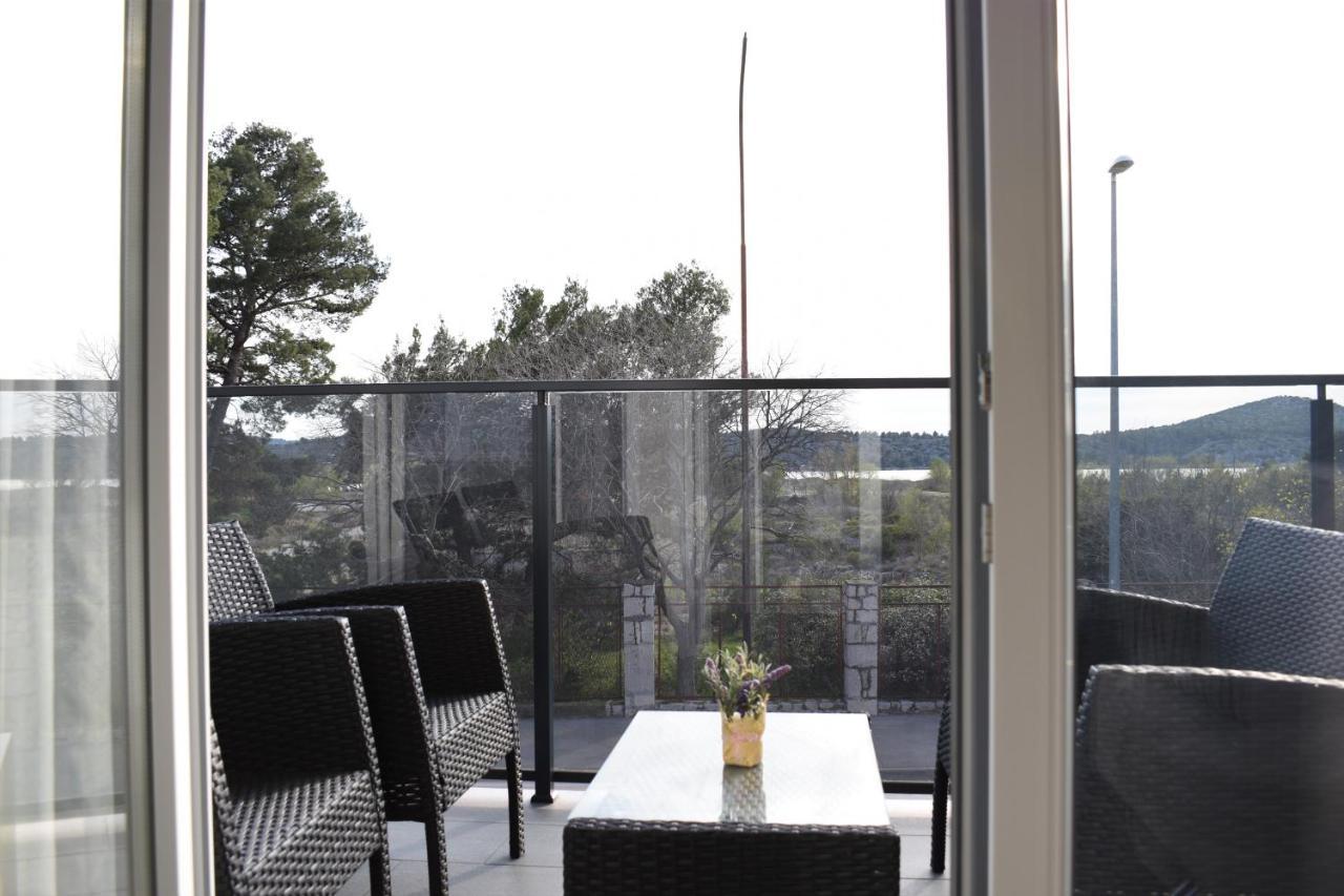 Apartments Rena Šibenik Eksteriør bilde