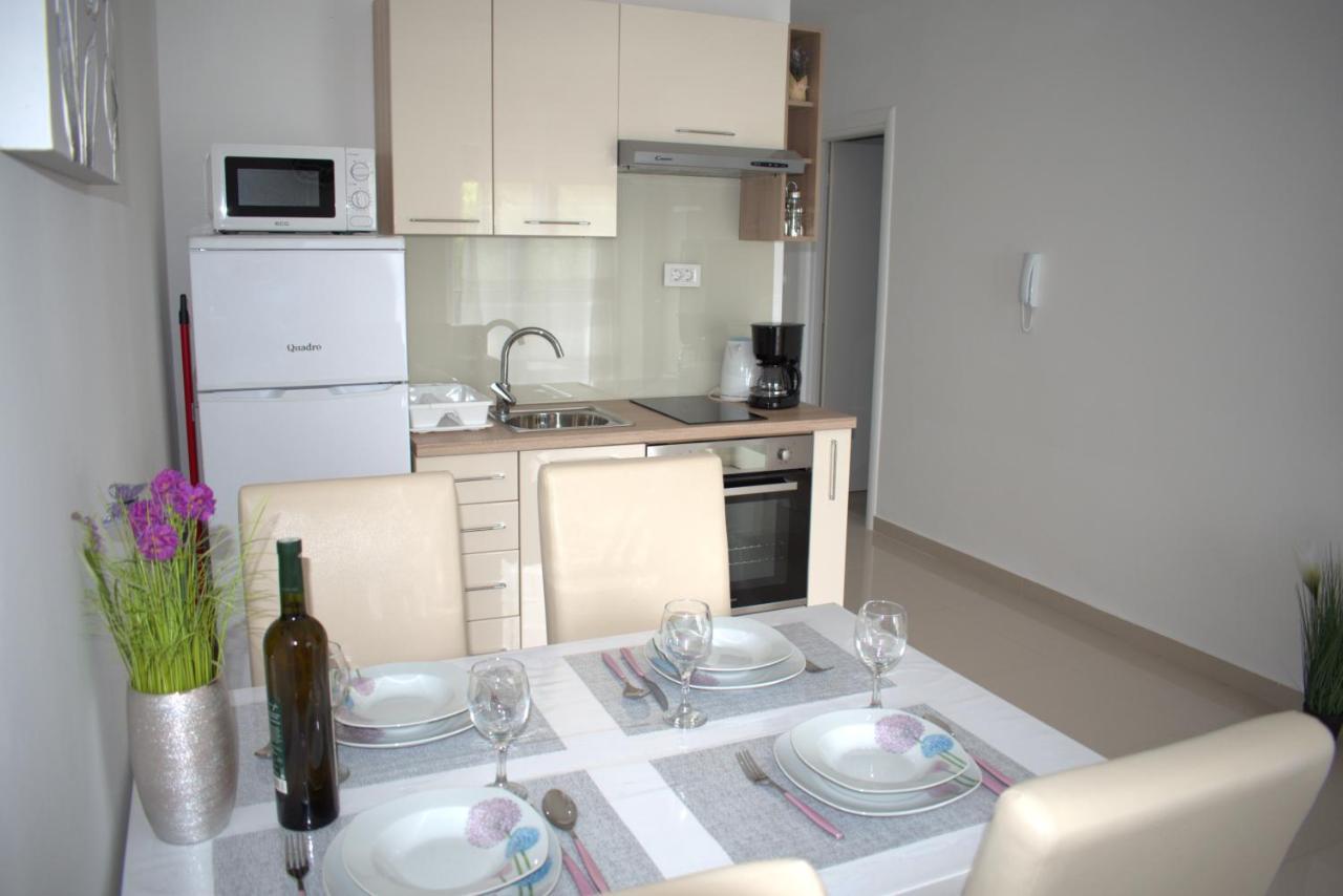 Apartments Rena Šibenik Eksteriør bilde