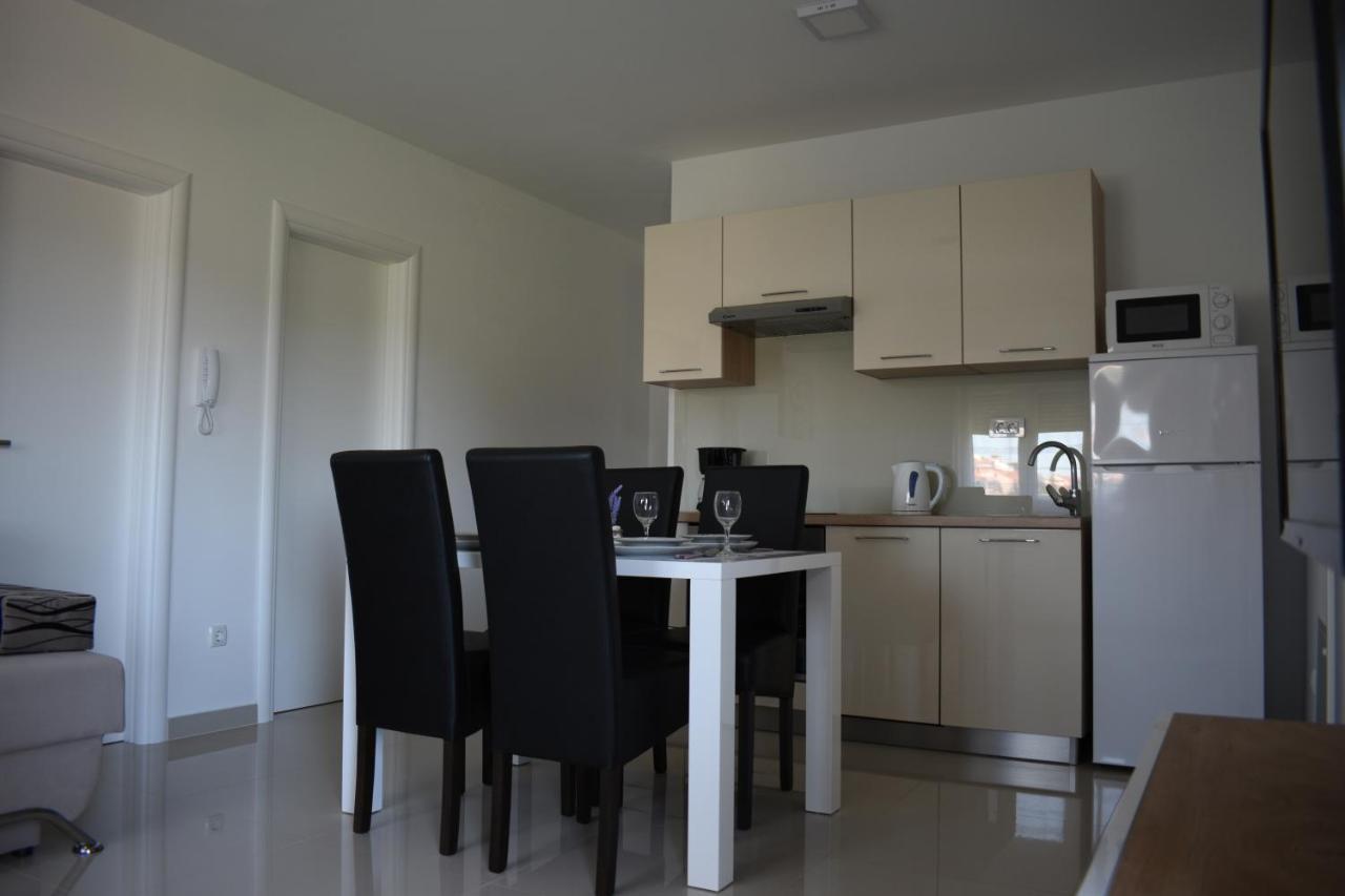 Apartments Rena Šibenik Eksteriør bilde